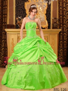 Spring Green Ball Gown Strapless Floor-length Taffeta Beading Quinceanera Dress