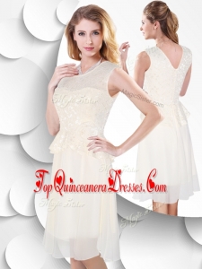 Fashionable Scoop Knee Length White Damas Dress with Lace