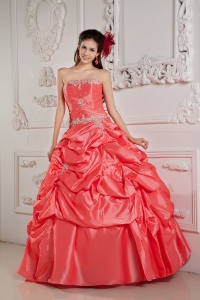 Sweet 16 Gowns Watermelon Red Taffeta Beading Strapless