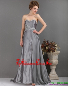 Fashionable Brush Train Sliver Damas Dresses with Appliques and High Slip