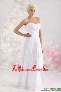 2015 Fashionable Ruching Floor Length Dama Dress in White
