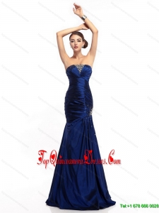 2015 Fashionable Strapless Mermaid Dama Dress with Beading