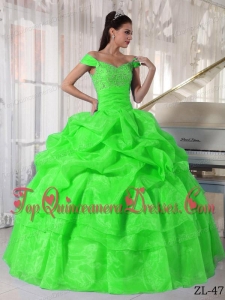 Spring Green Ball Gown Off The Shoulder Floor-length Taffeta and Organza Beading Quinceanera Dress