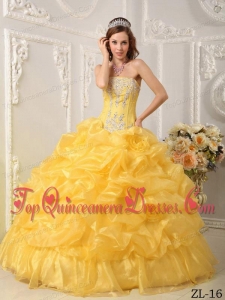 Yellow Ball Gown Strapless Floor-length Organza Beading Quinceanera Dress