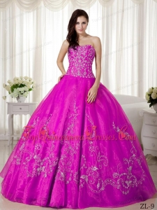 Ball Gown Sweetheart Floor-length Organza Beading and Embroidery Quinceanera Dress