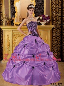 New Style Purple Ball Gown Strapless Floor-length Embroidery Taffeta Quinceanera Dress