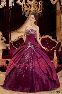 Pretty Burgundy Ball Gown Sweetheart Floor-length Taffeta and Tulle Appliques Quinceanera Dress