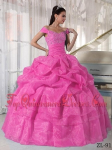 Rose Pink Ball Gown Off The Shoulder Floor-length Taffeta and Organza Beading Fashionable Quinceanera Dress