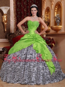 Pretty Spring Green Ball Gown Sweetheart Floor-length Taffeta and Zebra Beading Quinceanera Dress