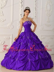 Eggplant Purple Ball Gown Strapless Floor-length Taffeta Appliques and Beading Vestidos de Quinceanera
