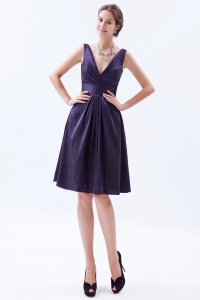 Dark Purple V-neck Dama Dress Knee-length Taffeta Beading Empire