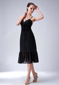 Black V-neck Spaghetti Straps Tea-length Chiffon Ruch Dama Dress
