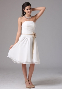 Simple Strapless Dama Dresses With Sash Ruched Knee-length