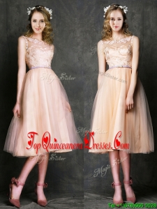 2016 Romantic Laced and Sashed Scoop Dama Dress in Peach
