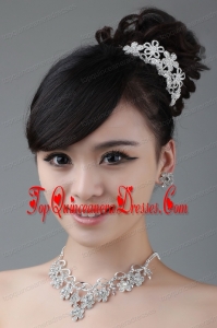 Flower Shape Rhinestone Jewelry Set Including Necklace Earrings And Earrings