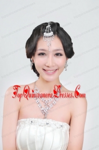 Gorgeous Rhinestone Wedding Jewelry Set Including Necklace And Headpiece