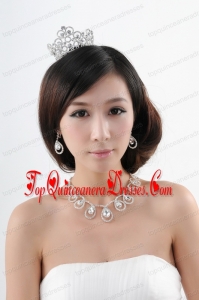 Romantic Rhinestone Jewelry Set Including Tiara Necklace And Earrings