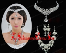 Shining Rhinestones Alloy Necklace And Earrings Jewelry Set