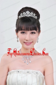Gorgeous Alloy With Rhinestone Ladies Necklace and Head piece