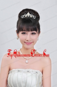 Gorgeous Alloy With Rhinestone Ladies Necklace and Tiara