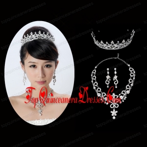 Unique Alloy With Rhinestone Ladies Jewelry Sets