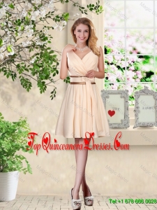 Elegant Short V Neck and Bowknot Dama Dresses in Champagne