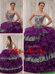 2016 Classic Sweetheart Beading Quinceanera Dresses in Purple