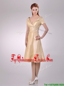 Hot Sale V Neck Champagne Tea Length Dama Dress with Short Sleeves