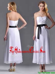 Popular Tea Length White Dama Dress with Appliques and Belt
