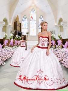 White and Red Satin Princesita Dress with Embroidery