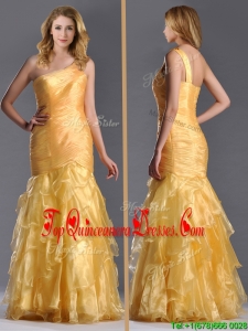 Elegant Mermaid One Shoulder Organza Ruffled Dama Dress in Gold