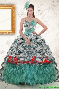 2015 Luxurious Turquoise Sweep Train Quinceanera Dresses with Beading and Picks Ups
