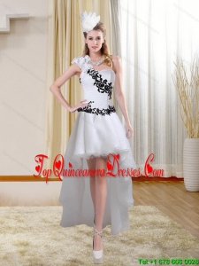 White High Low One Shoulder Quinceanera Dama Dresses with Black Embroidery