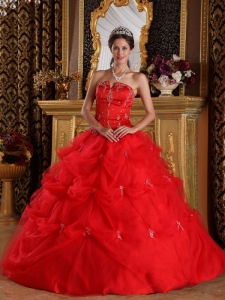 Red Pick-ups Tulle Beading Quinceanera Dress for Cheap
