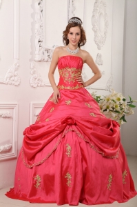 Watermelon Red Quinceanera Dress Ball Gown Strapless