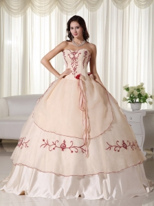 Champagne 2014 Quinceanera Dress Sweetheart Embroidery