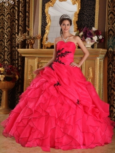 Red Quinceanera Dress Sweetheart Pick-ups Appliques