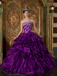 Eggplant Purple Quinceanera Dres Strapless Ruffles Ball Gown