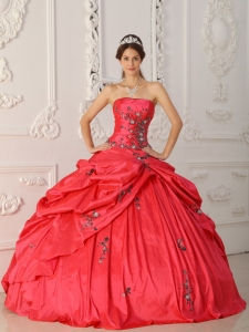 Strapless Appliques Red Pick-ups Quinceanera Dress