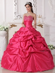 Hot Pink Quinceanera Dresses Sweetheart Beading Ball Gowns