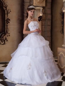 White Layered Quinceanera Dress Appliques for Sweet Sixteen