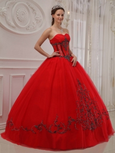 Red Ball Gown Quinces Dress Tulle Appliques Sweetheart