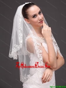 Lace Appliques Two-tier Tulle Graceful Wedding Veil