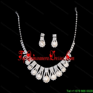 Luxurious Rhinestone Pearl Ladies Jewelry Set Including Necklace And Earring