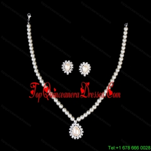 Vintage Style Pearl With Rhinestone Drop Necklace And Earring Set
