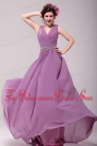 Beaded Decorate Waist V-neck Chiffon Lilac Dama Dress for Quinceanera for Girls