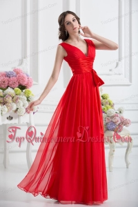 Empire V-neck Ruching Sashes Chiffon Dresses for Dama with Wine Red