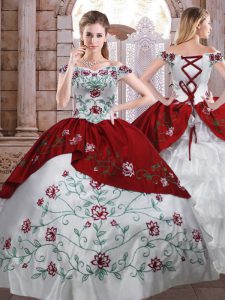 Romantic White And Red Ball Gowns Taffeta Off The Shoulder Sleeveless Embroidery and Ruffled Layers Floor Length Lace Up 15 Quinceanera Dress