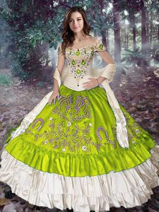 Hot Selling Off The Shoulder Sleeveless Taffeta Quinceanera Gown Embroidery and Ruffled Layers Lace Up