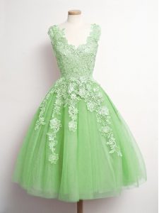 Yellow Green Sleeveless Appliques Knee Length Dama Dress for Quinceanera